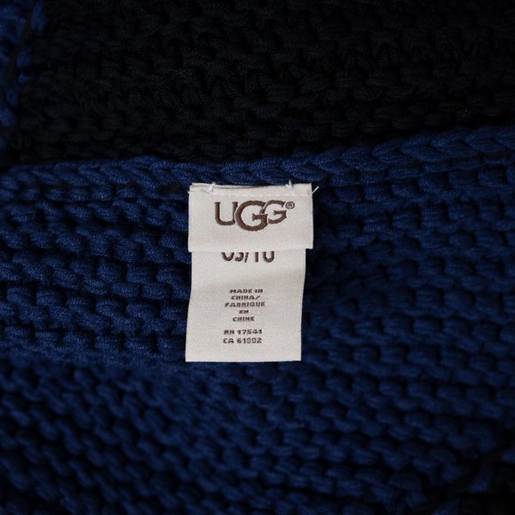 NWT UGG Two Tone Blocked Infinity Scarf Blue Black Knit Size OS - Picture 5 of 6